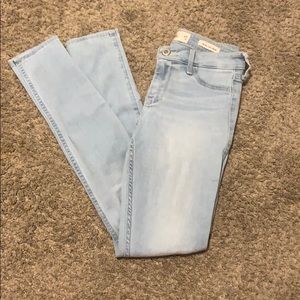Hollister jeans light washed